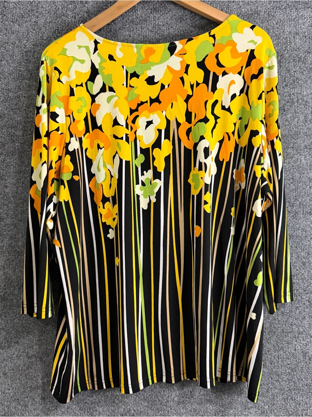 Bob Mackie Wearable Art Womens 1X Floral Stripe Tunic Top Yellow 3/4 Sleeve NWT - Picture 2 of 8